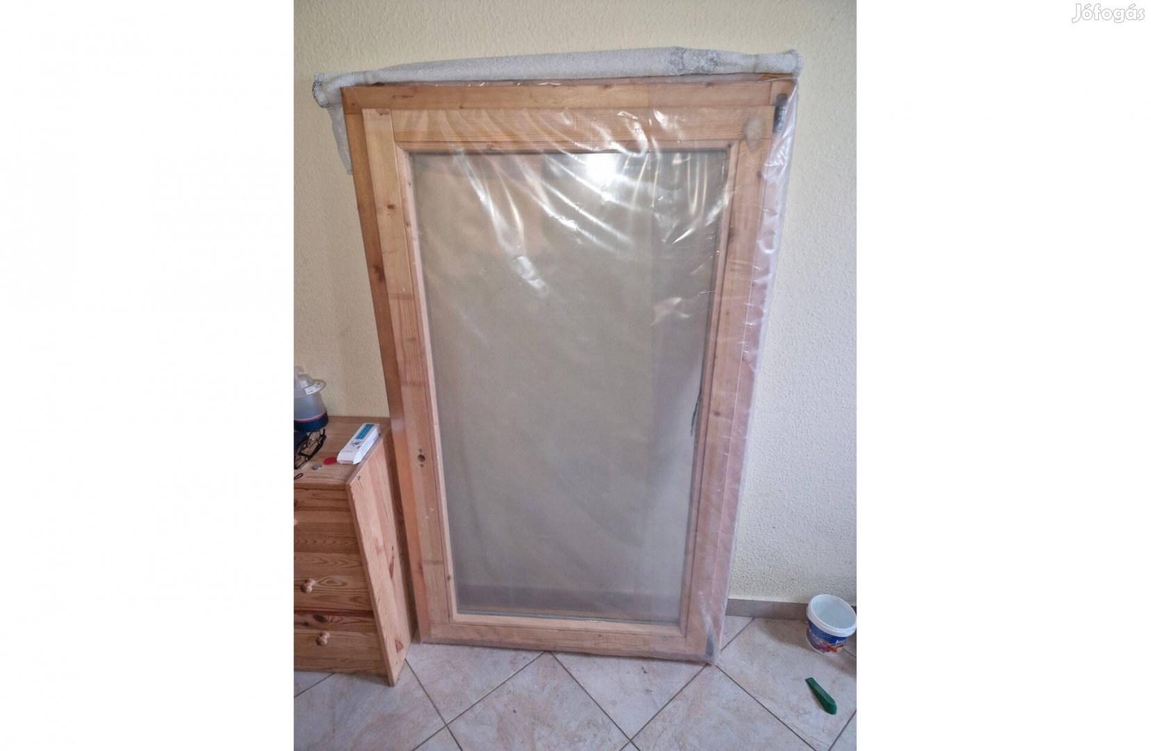 Fa keretes új ablak 90 x 150 cmes jobbra nyíló