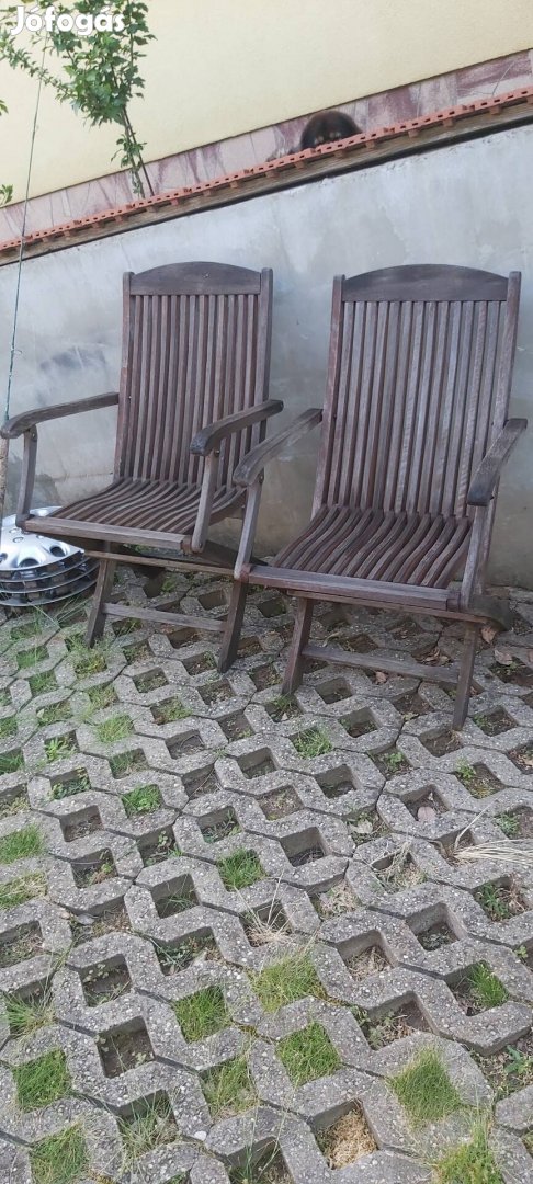 Fá kertí szék