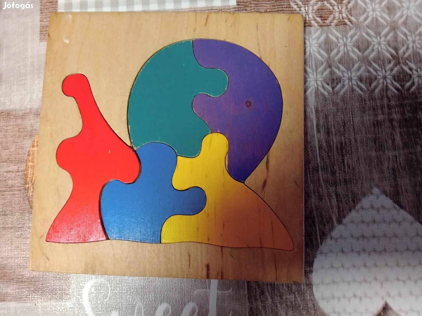 Fa kirakó csiga Eladó! puzzle