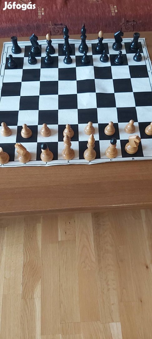 Fa sakk készlet eladó!