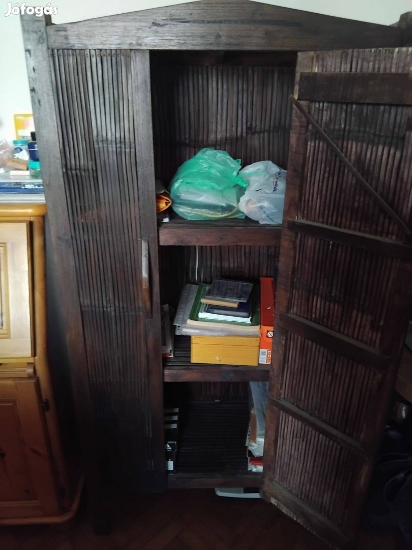 Fa szekrény eladó