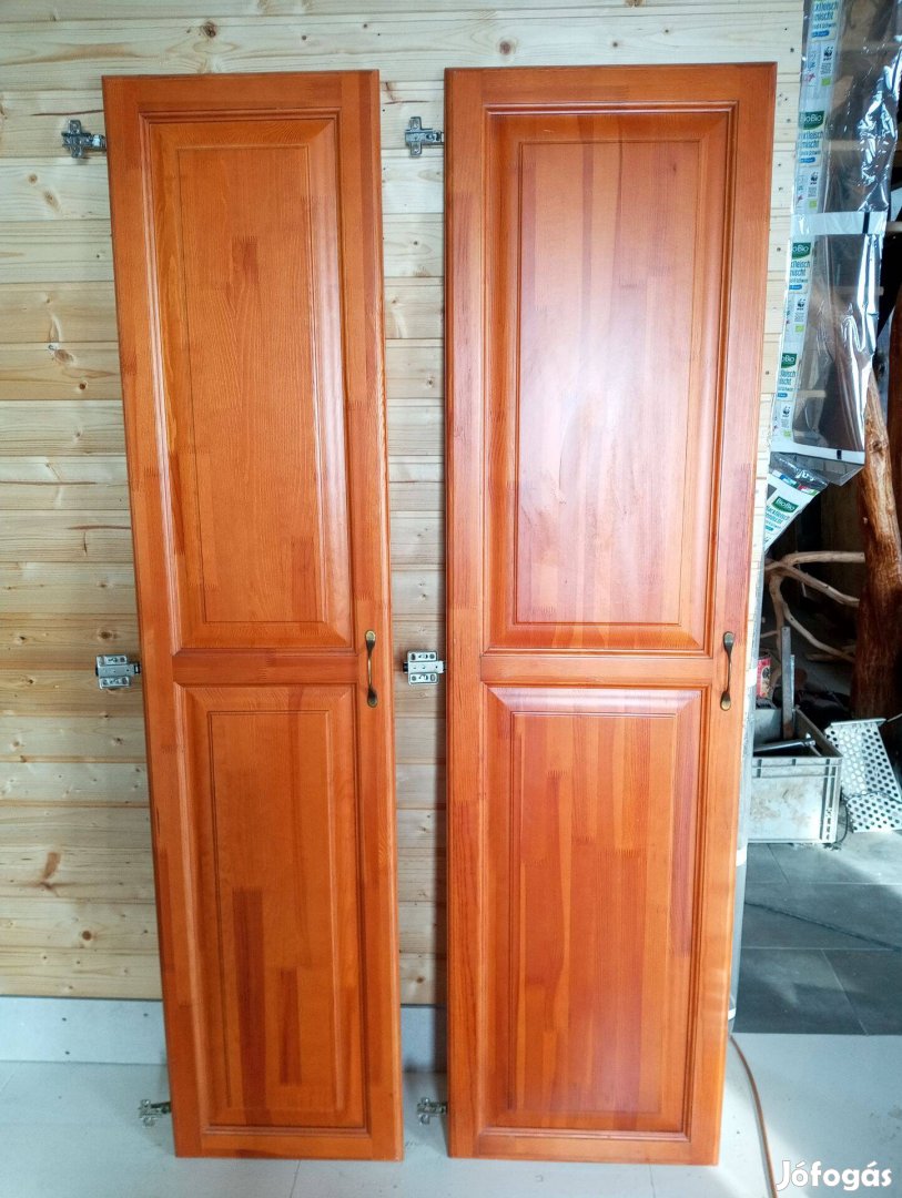 Fa szekrényajtók
