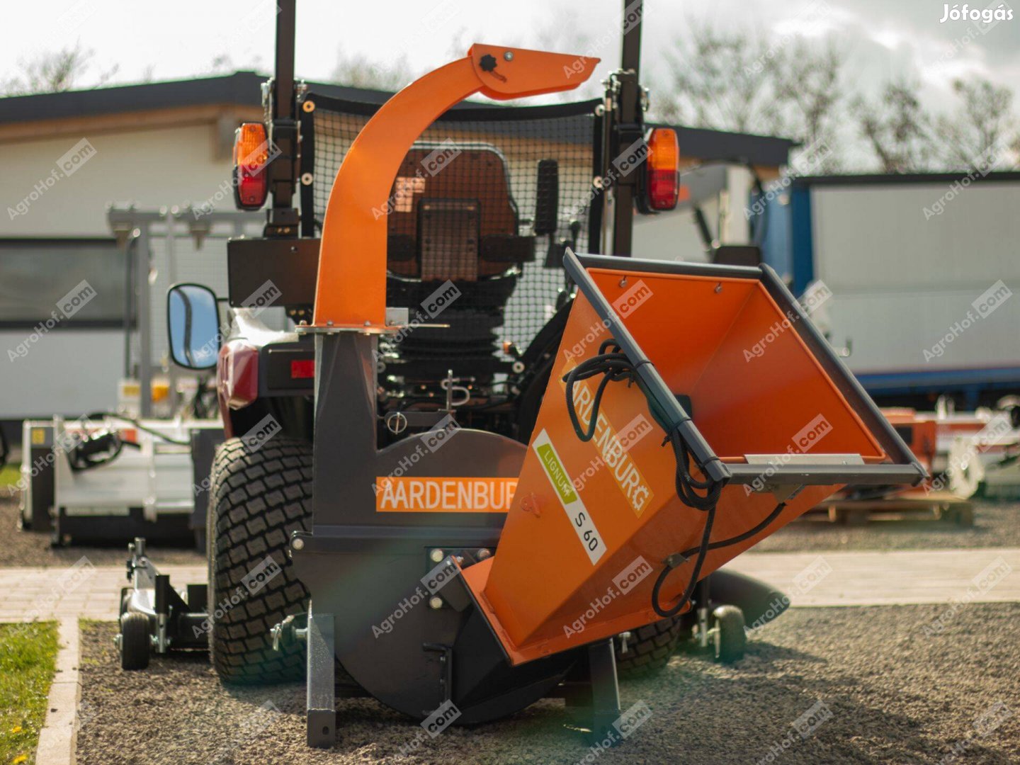 Faaprító, ágaprító, ágdaráló max: 6 cm átmérőig / Lignum S 60