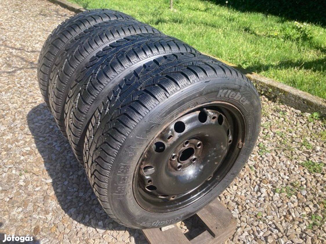 Fabia kerekek 185/60 R15 gumikkal
