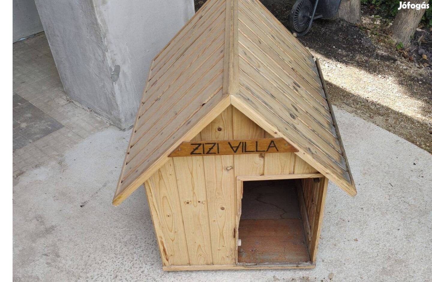Fából készült kutyaház eladó