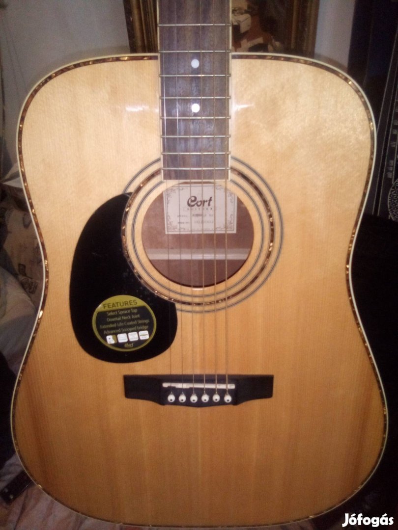 Fabricada en Cort Ad 880 LH NAT mechanikus gitár 