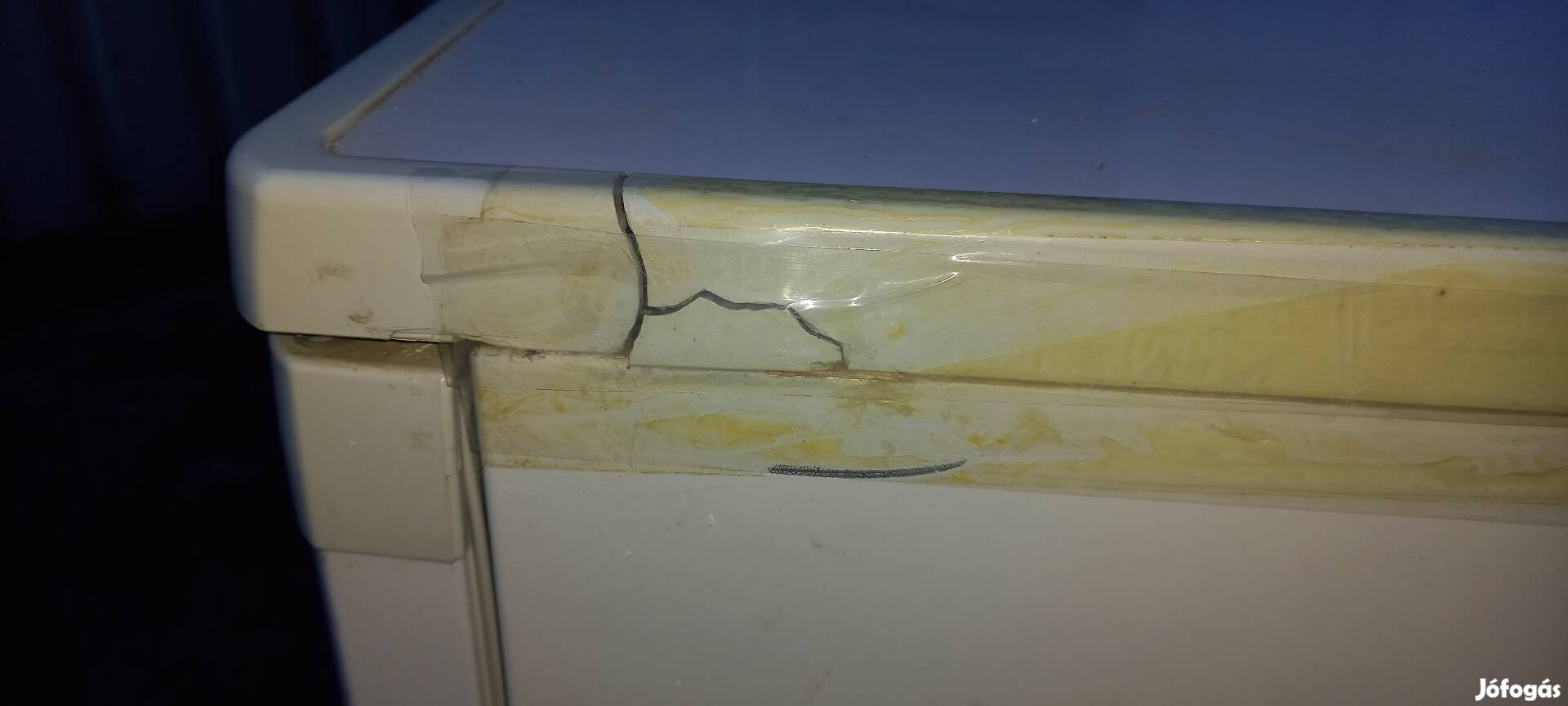 Fagyasztó szekrény 117L