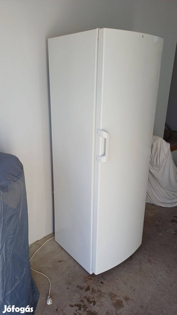 Fagyasztószekrény