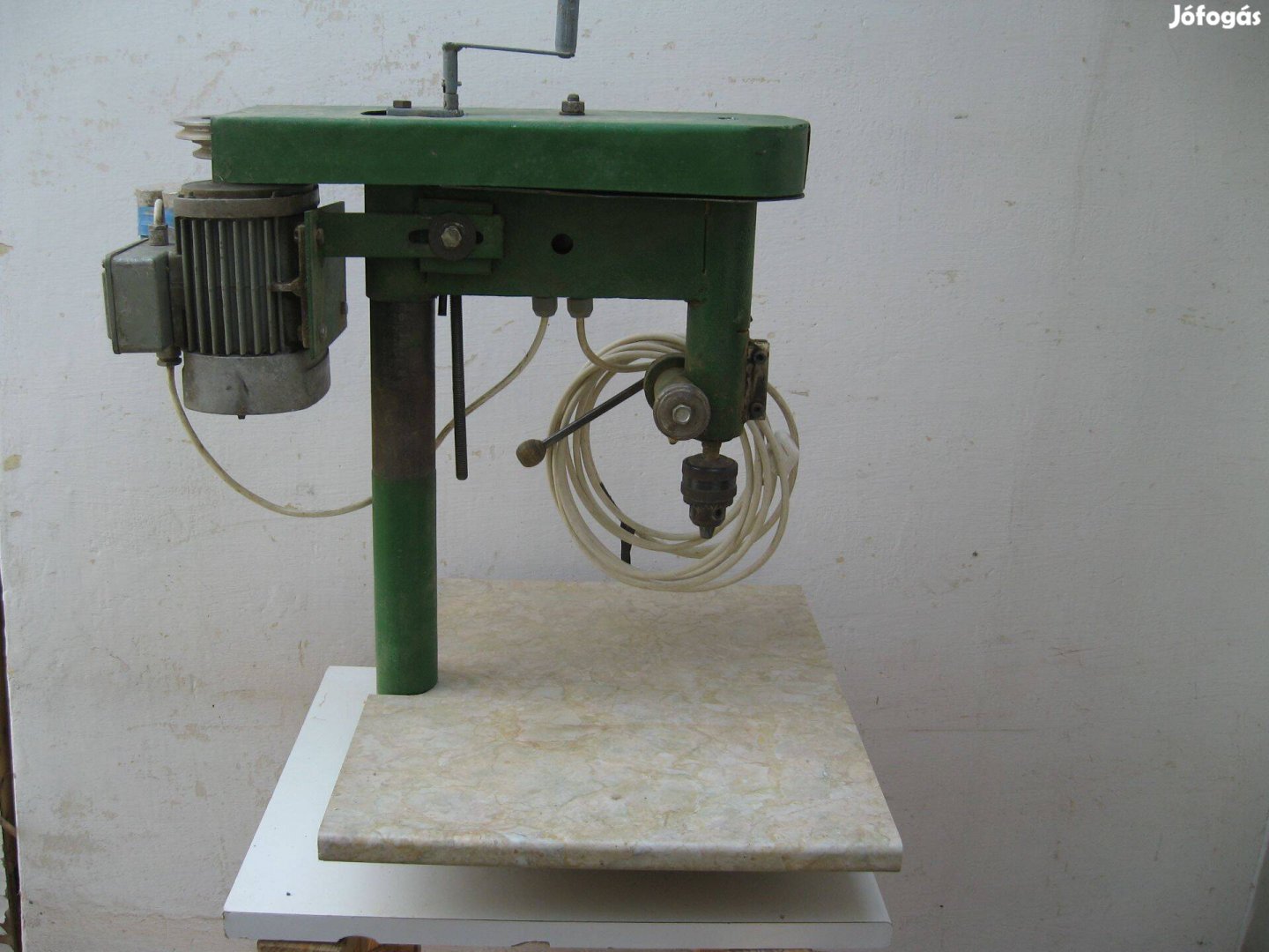 Faipari asztali oszlopos fúrógép
