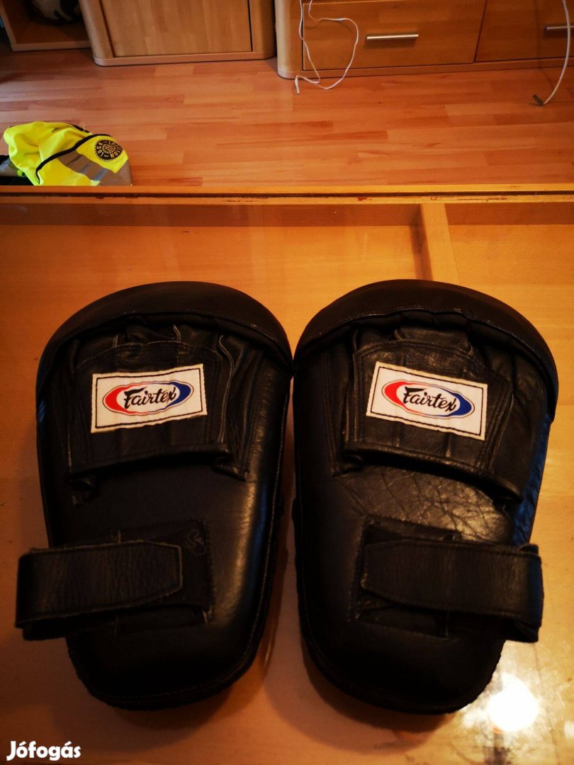 Fairtex pontkesztyű