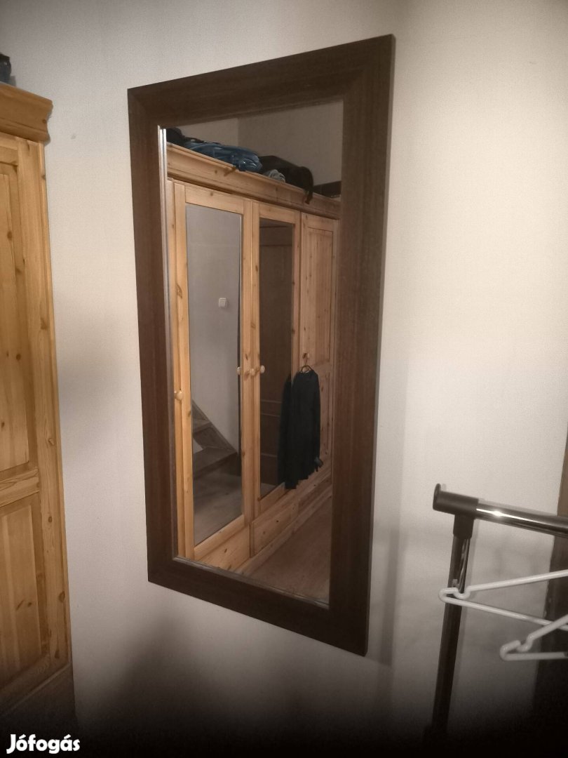 Fali tükör tölgy keretben