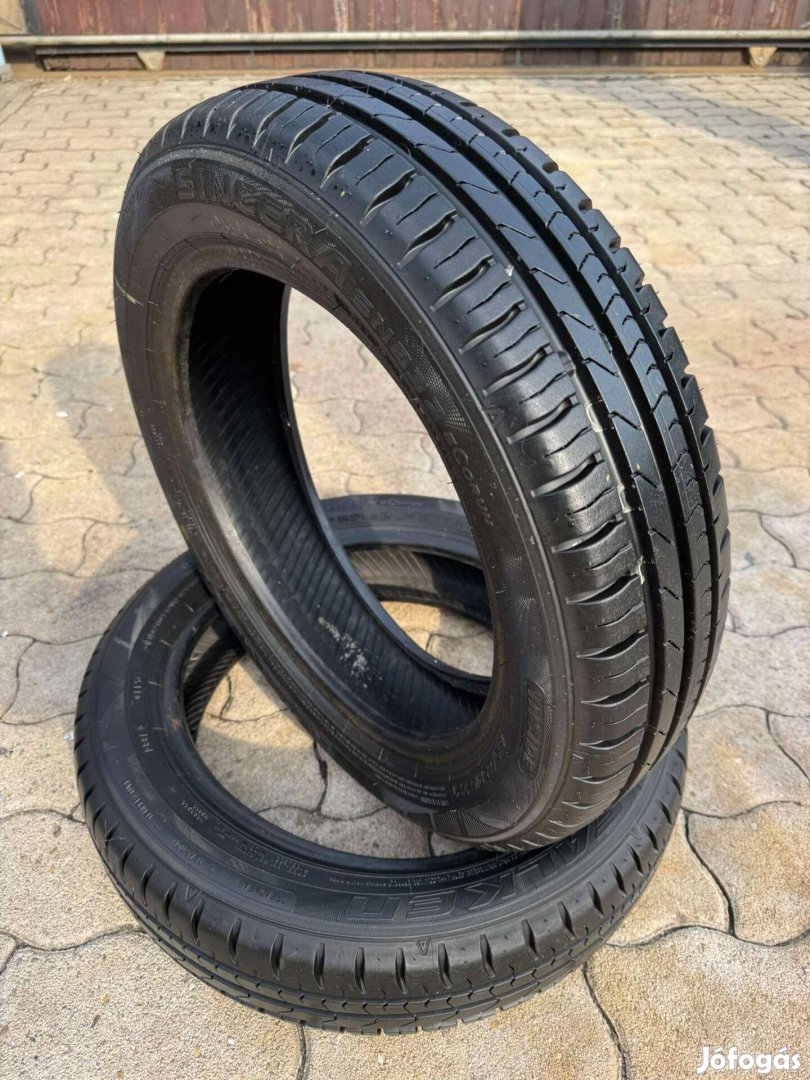 Falken 145/65R15 méretű nyári gumi 2 db eladó