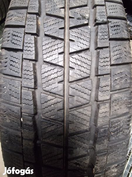 Falken 195/60R16C VAN01 9mm DOT17 használt gumi HG11959 téli kistehe