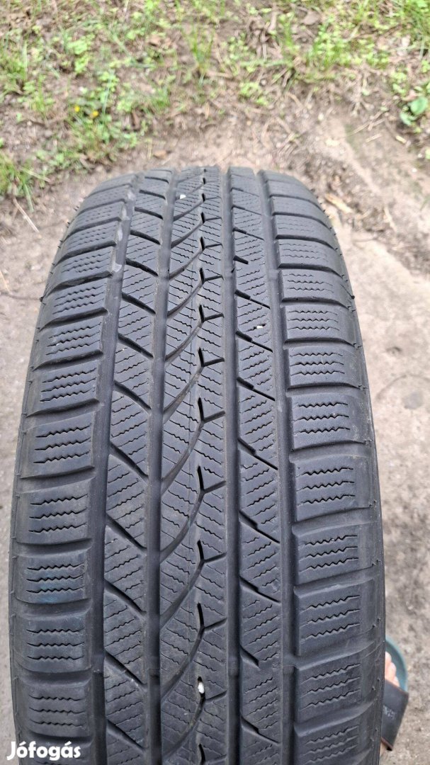 Falken 215/60 R17 téli gumi (4 darab)