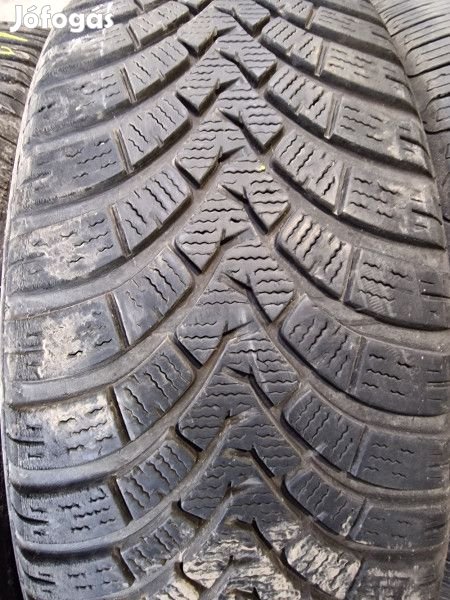 Falken 225/55R19 HS01 6mm DOT17 használt gumi HG13043 téli