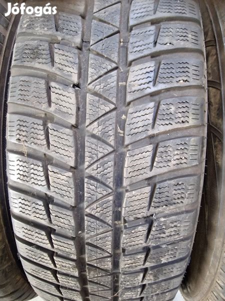 Falken 235/60R18 HS449 6mm DOT15 használt gumi HG12820 téli