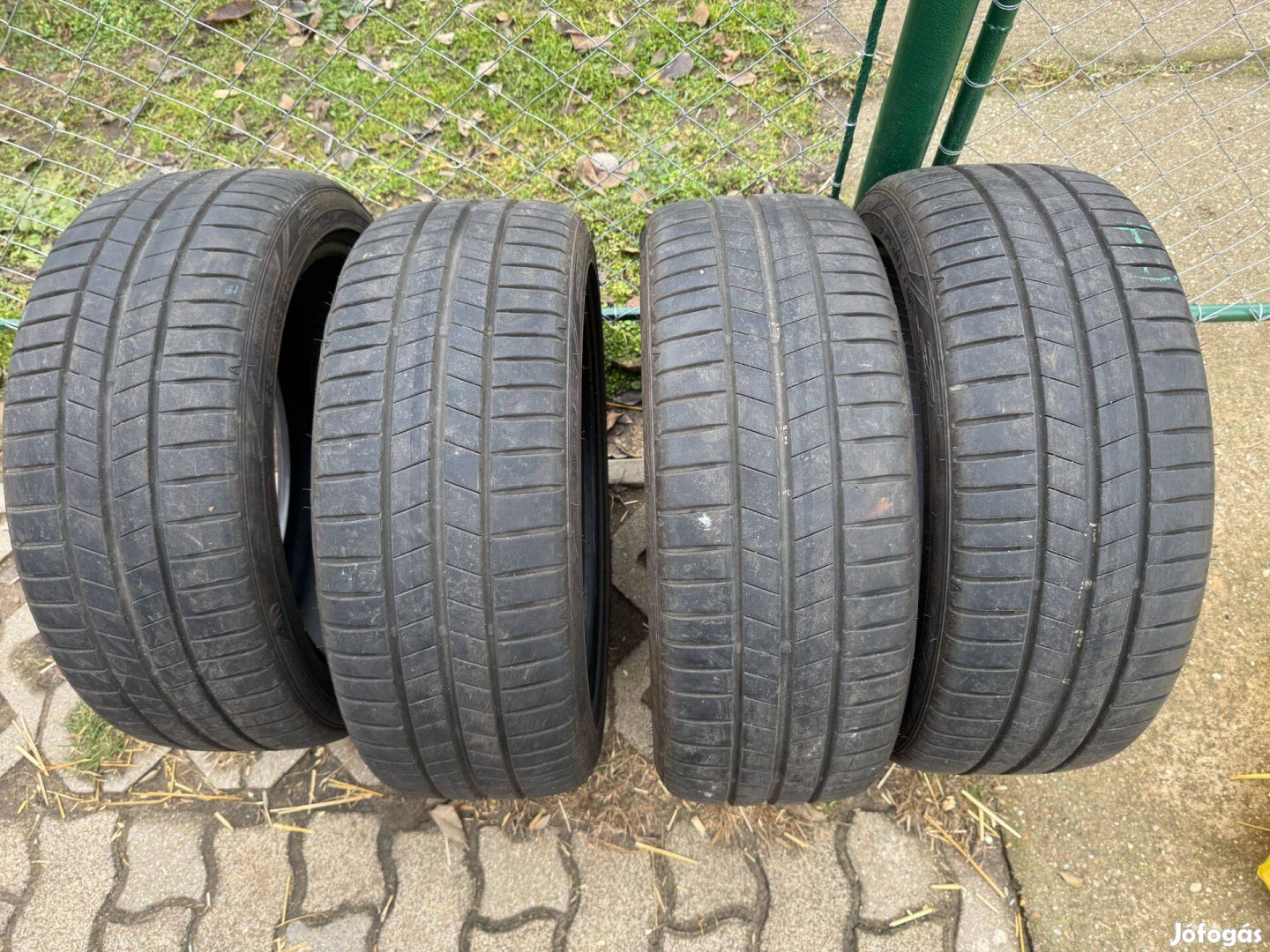 Falken Azenis FK510A nyári gumi 215/45 R18