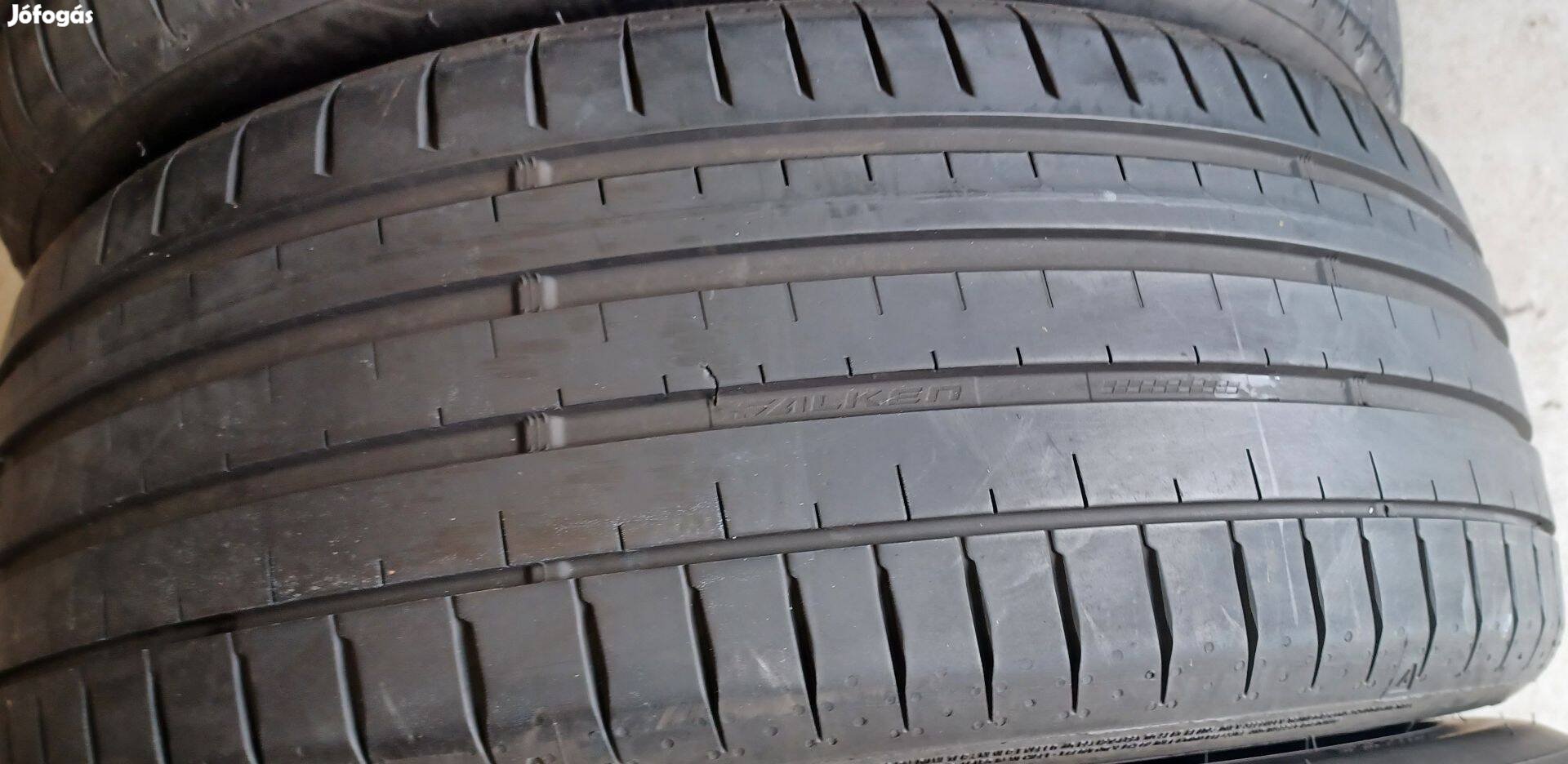 Falken Azenis FK520 225/45 R19 nyári gumik 75e./4db