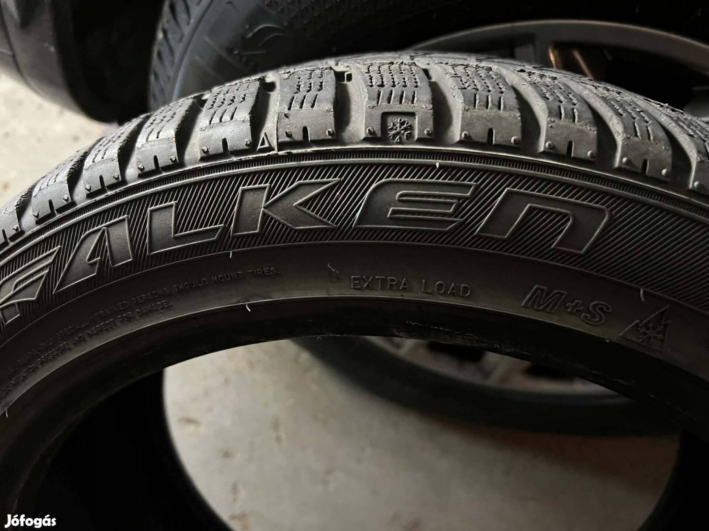 Falken Eurowinter 225/45 R17 téli gumi eladó