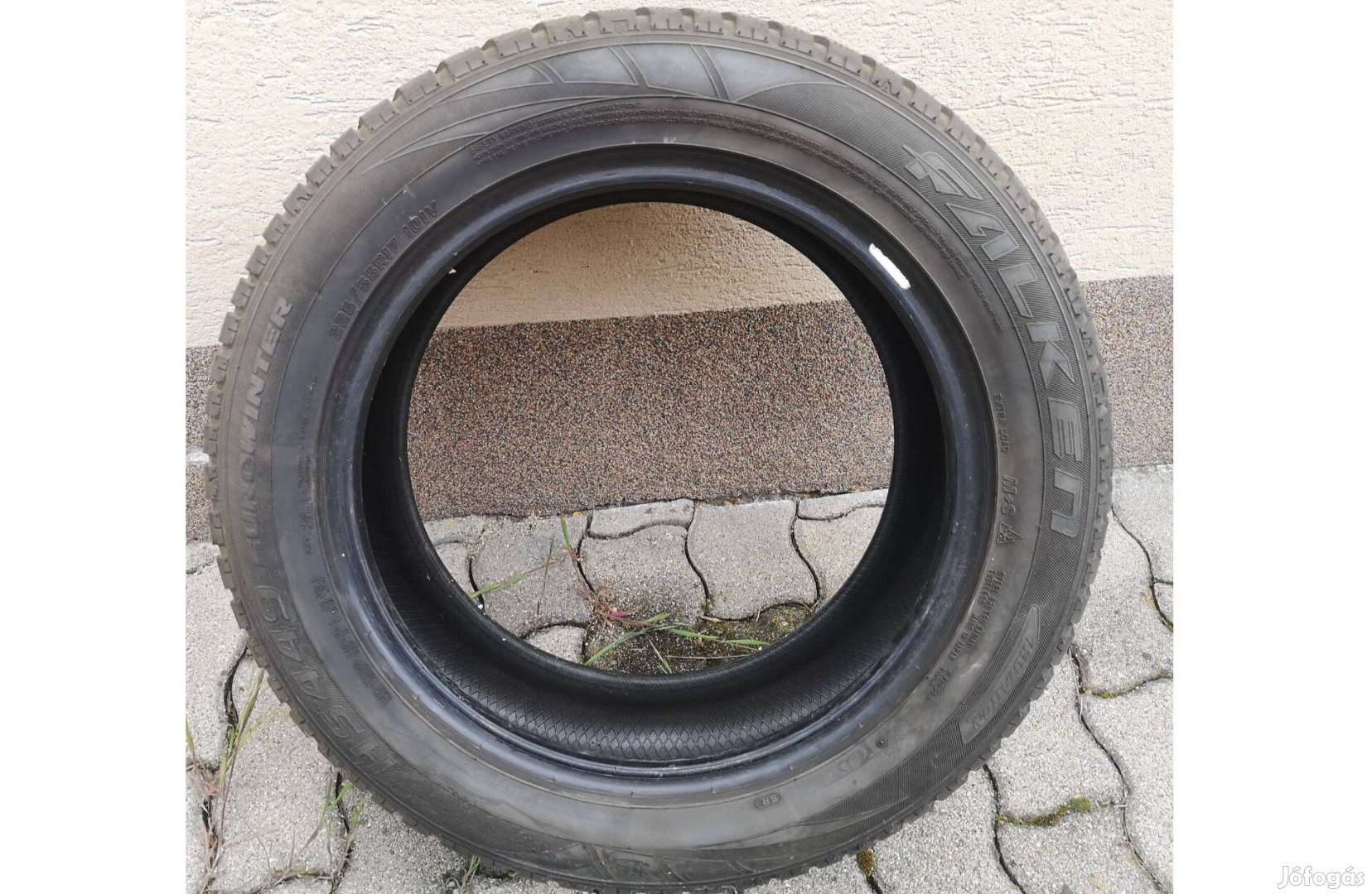 Falken Eurowinter HS449 225/55 R17 101V XL használt jó állapotú gumi