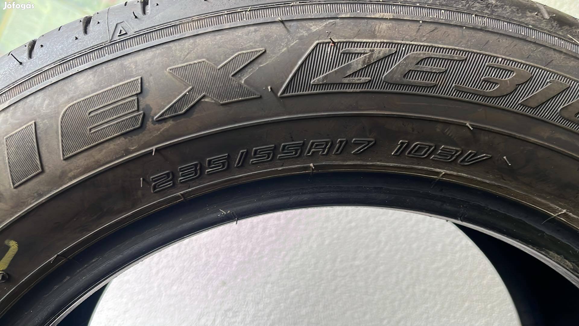 Falken myárigumi eladó! 235/55r17