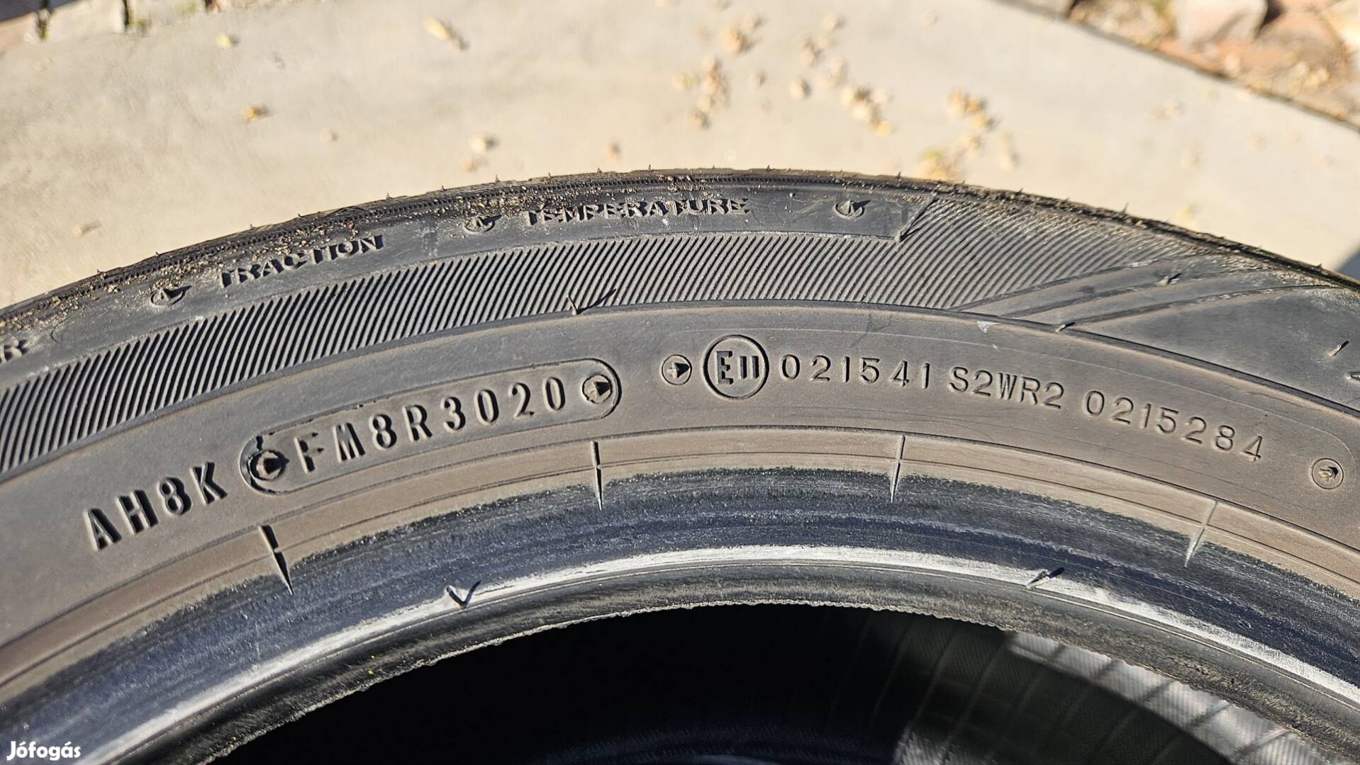 Falken nyári gumi 205/55R16