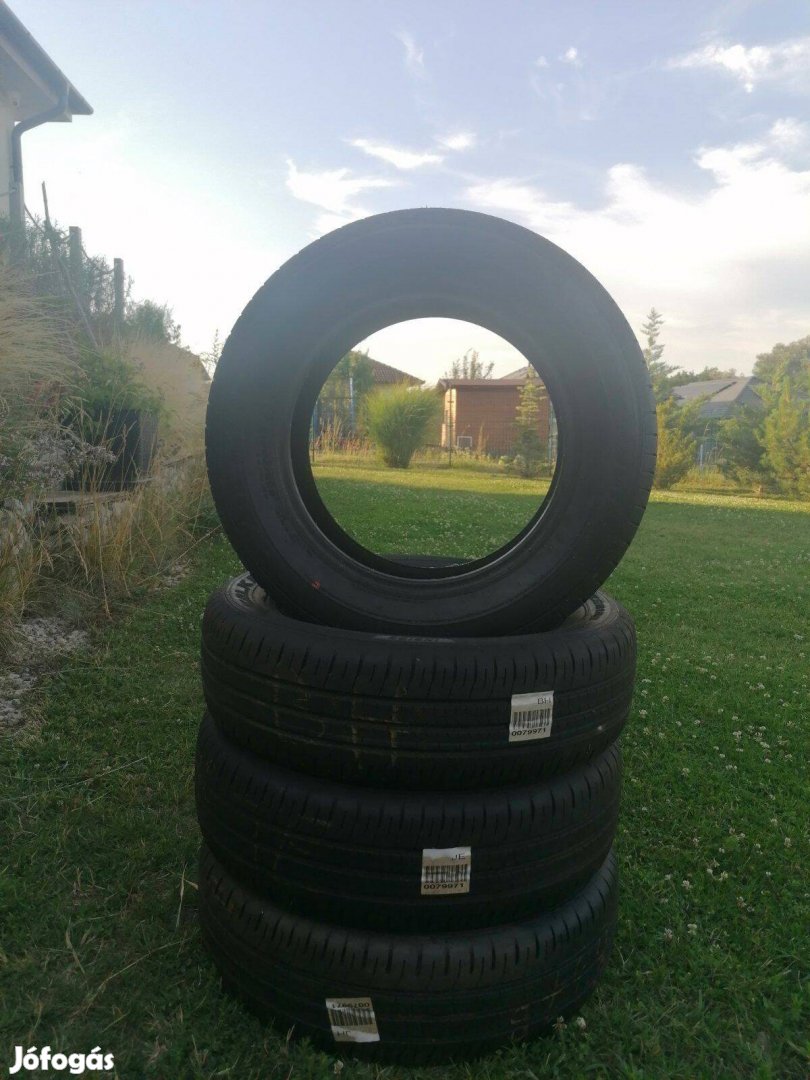 Falken nyári gumi szett, 205/65 R16