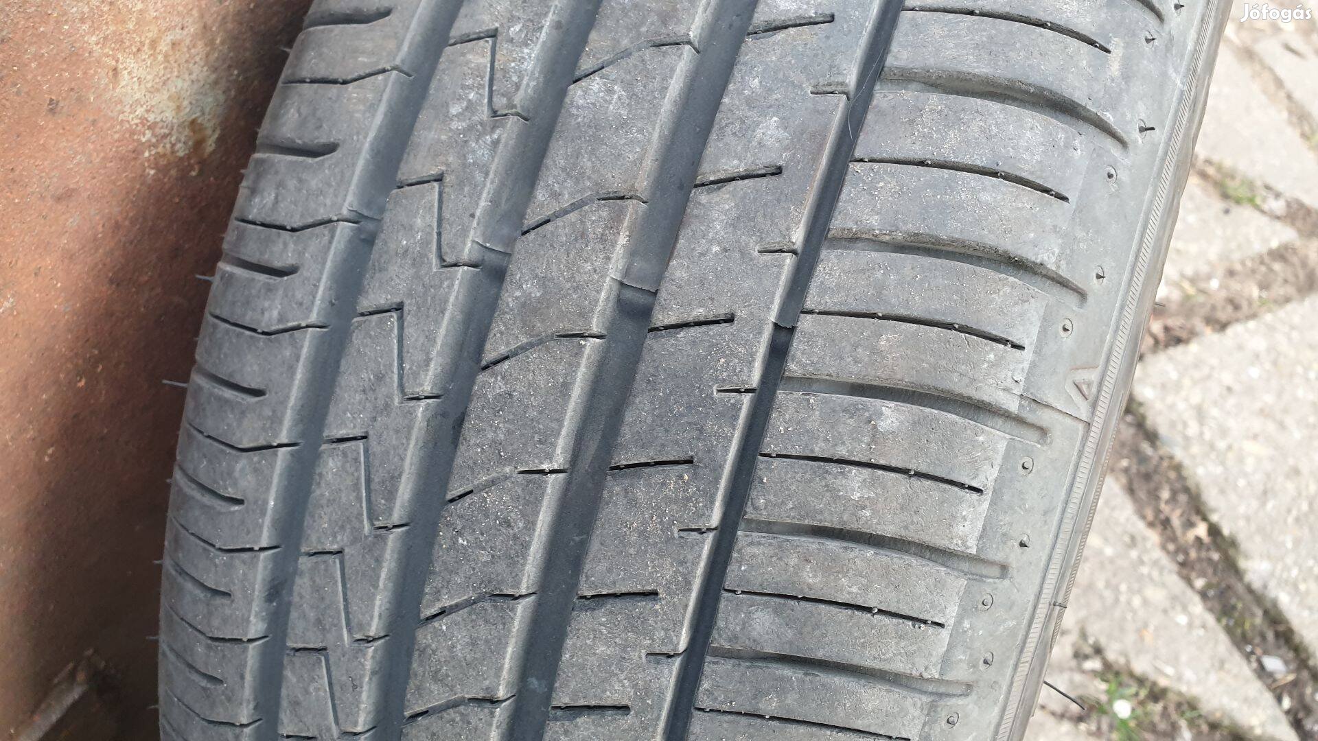 Falken nyári szett 205/55R16