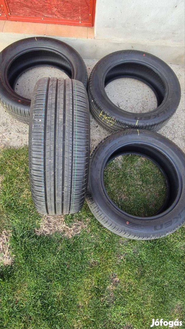 Falken nyárigumi szett Új 4db 225/55/18