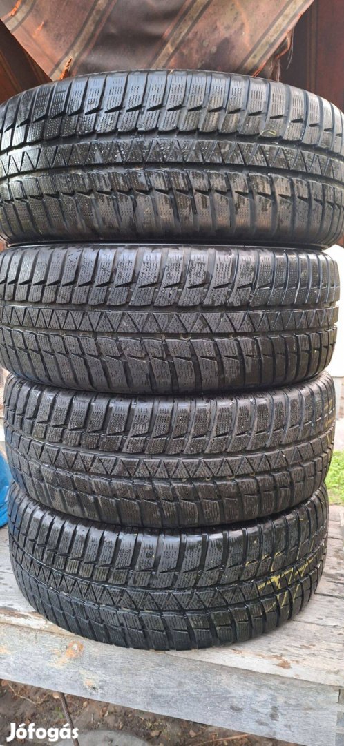 Falken téligumi 265/60 R18