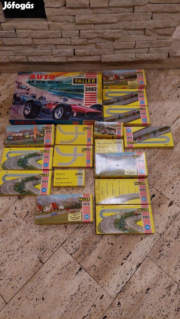 Faller 3902 auto motor sport versenyautó készlet és sok kiegészítő