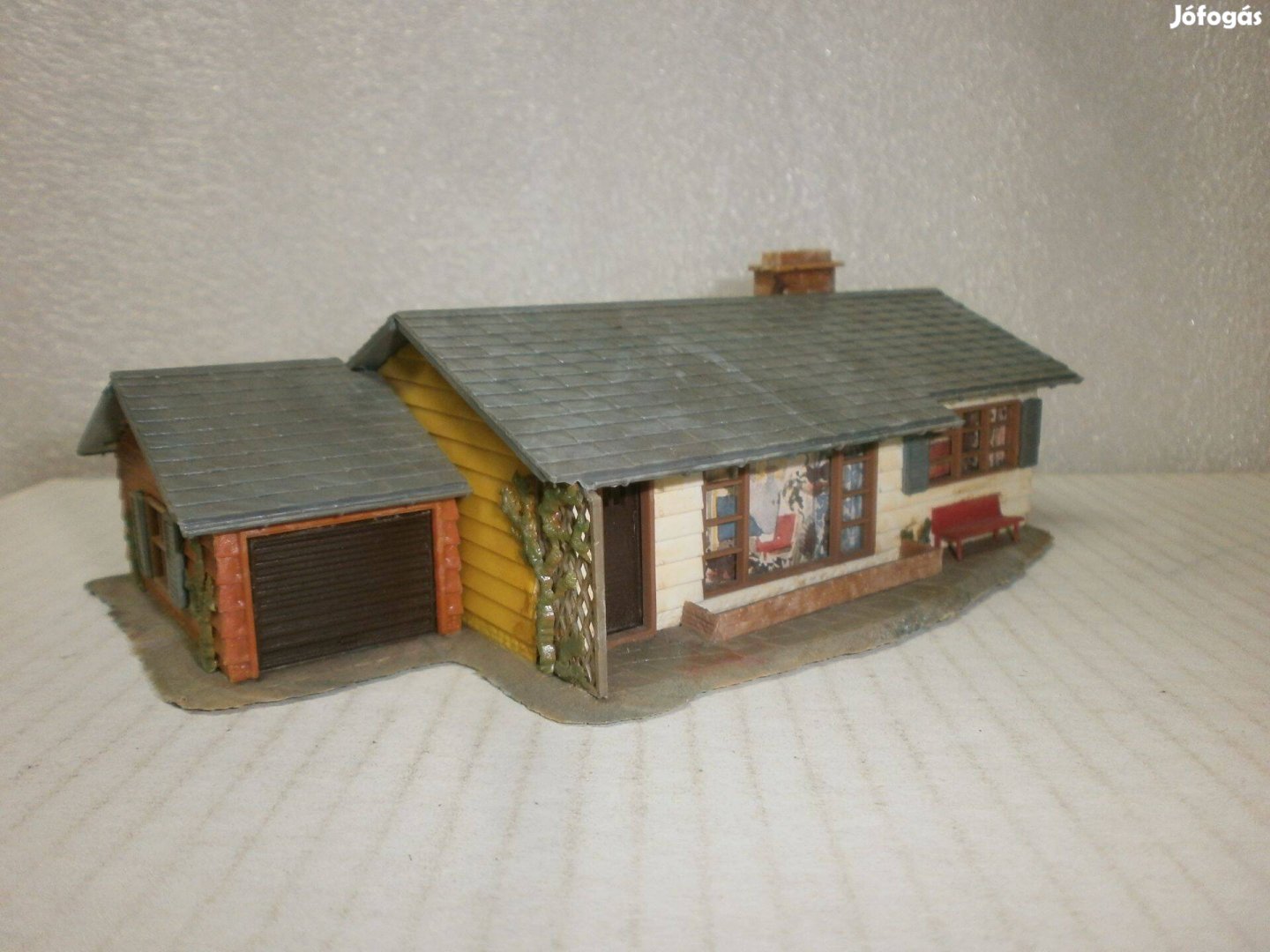 Faller -falusi ház . faház garázzsal - 187 - C-38