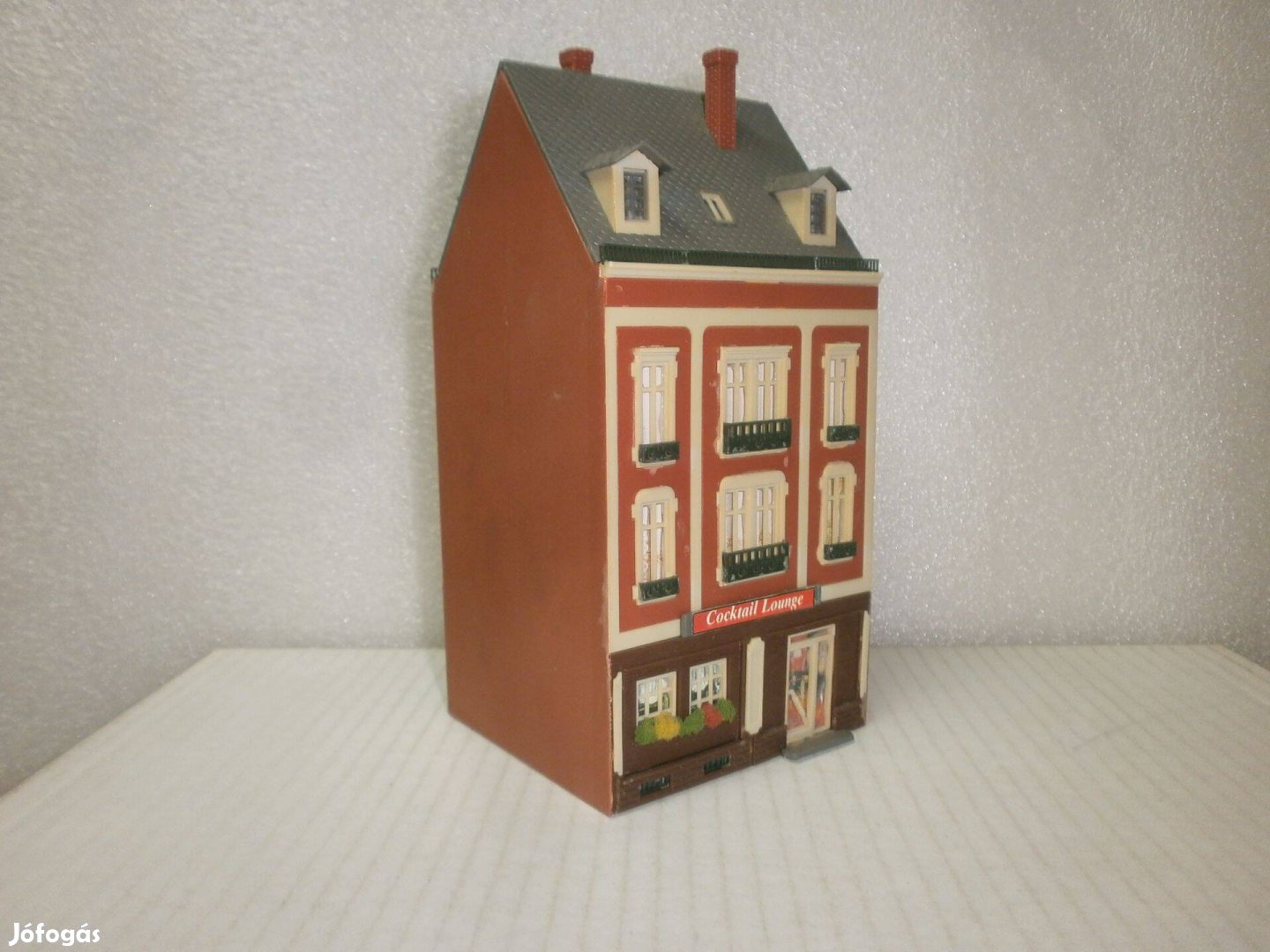 Faller -városi emeletes lakóház üzlettel - 187 - F-54