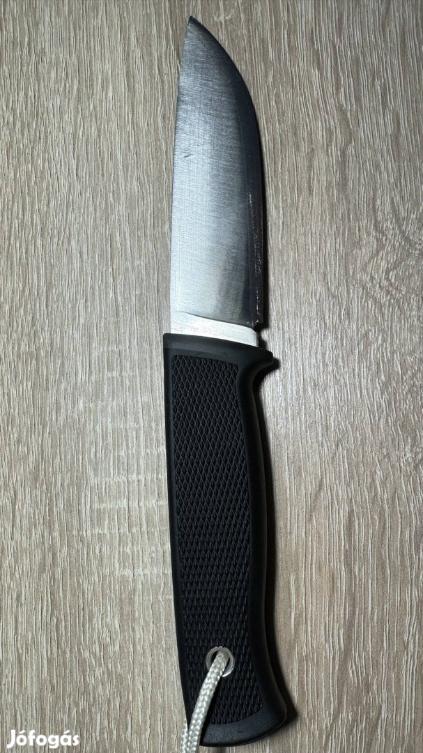 Fallkniven F1 kés