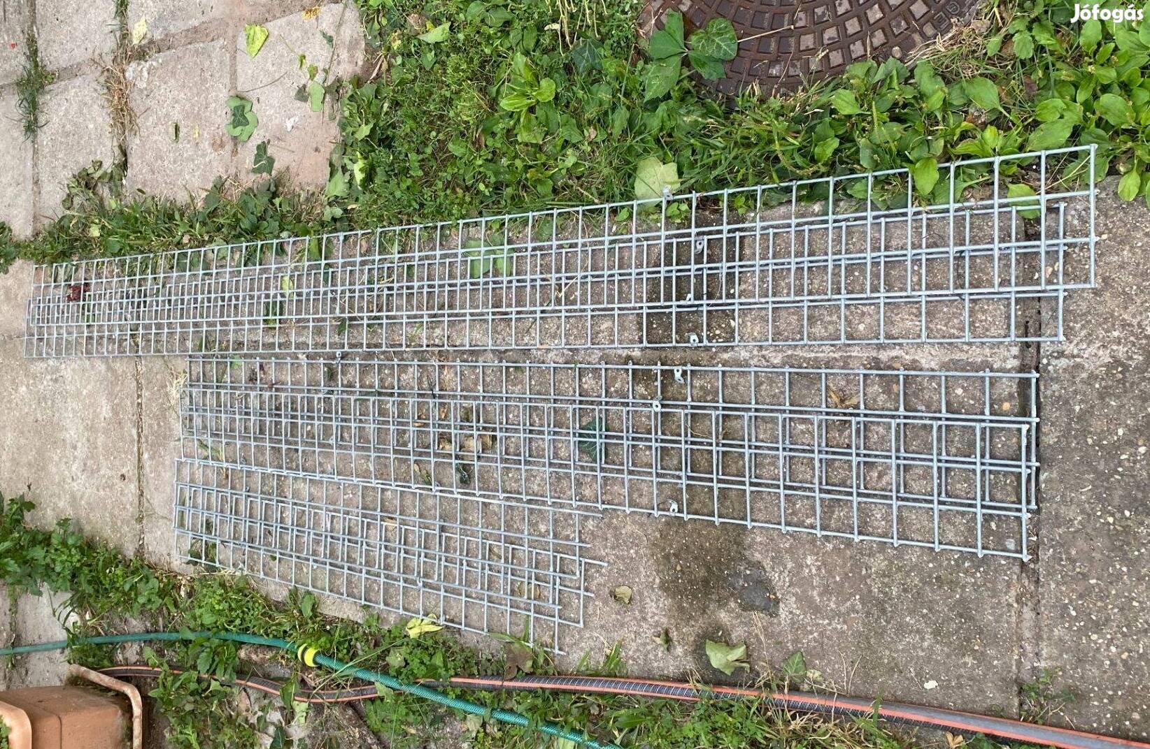 Falra szerelhető virágfuttató rács 245 cm