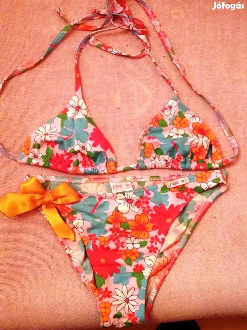 Fani színes virágos bikini
