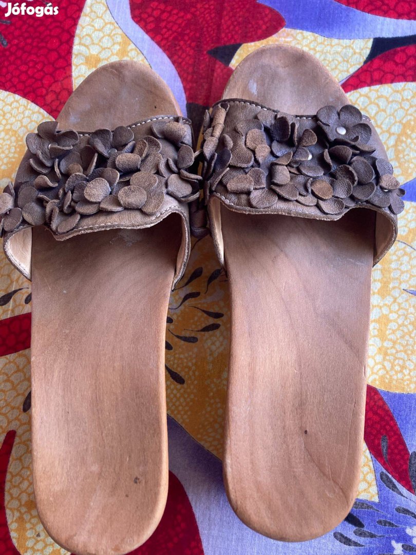 Fapapucs, 41-es, bth: 26 cm, Woody márka, Nyugati átvét, 2000 Ft