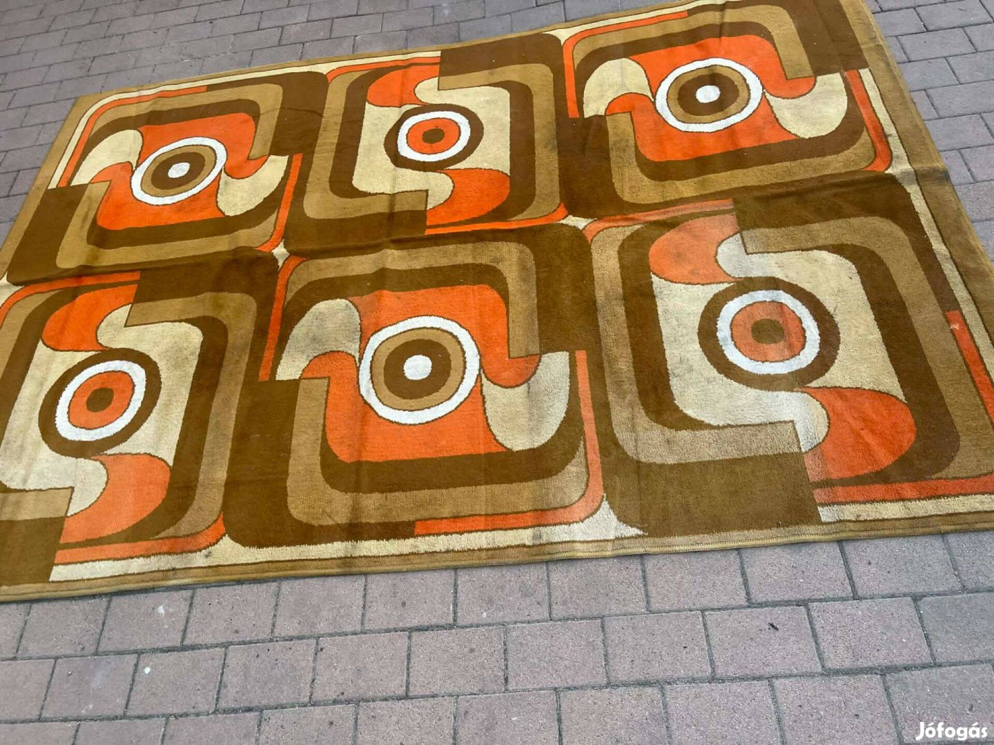 Fáraó retro szőnyeg 23m