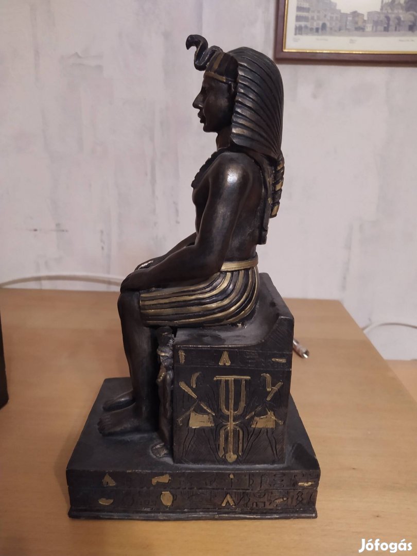 Fáraó szobor 30 cm