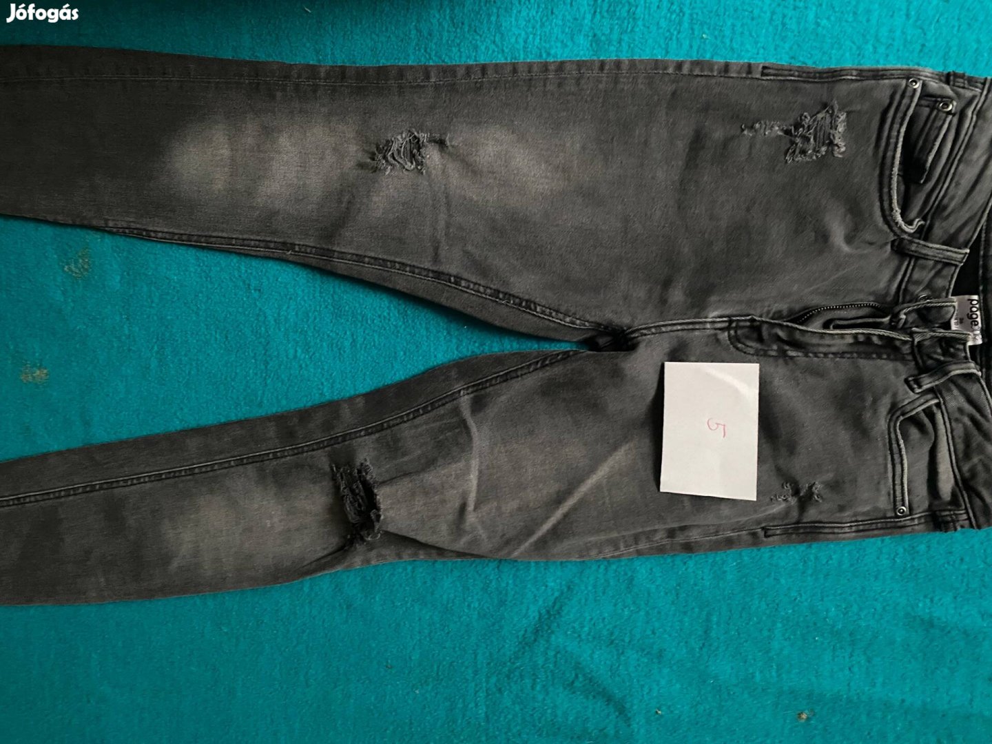 Farmernadrágok 2000 Ft db