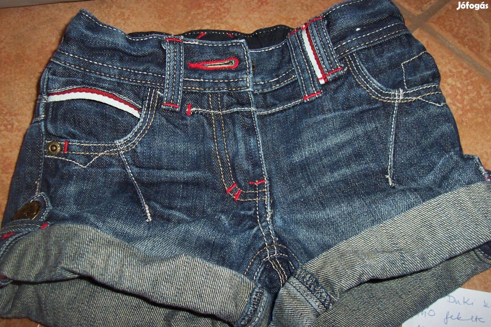 Farmershort eladó 98/104-es méretben