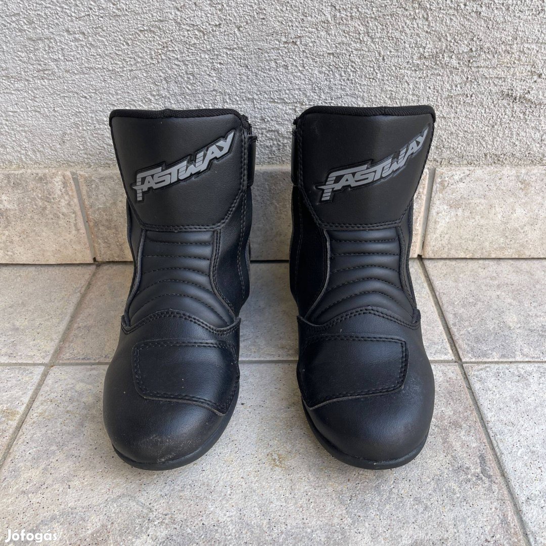 Fastway utcai túra motoros cipő