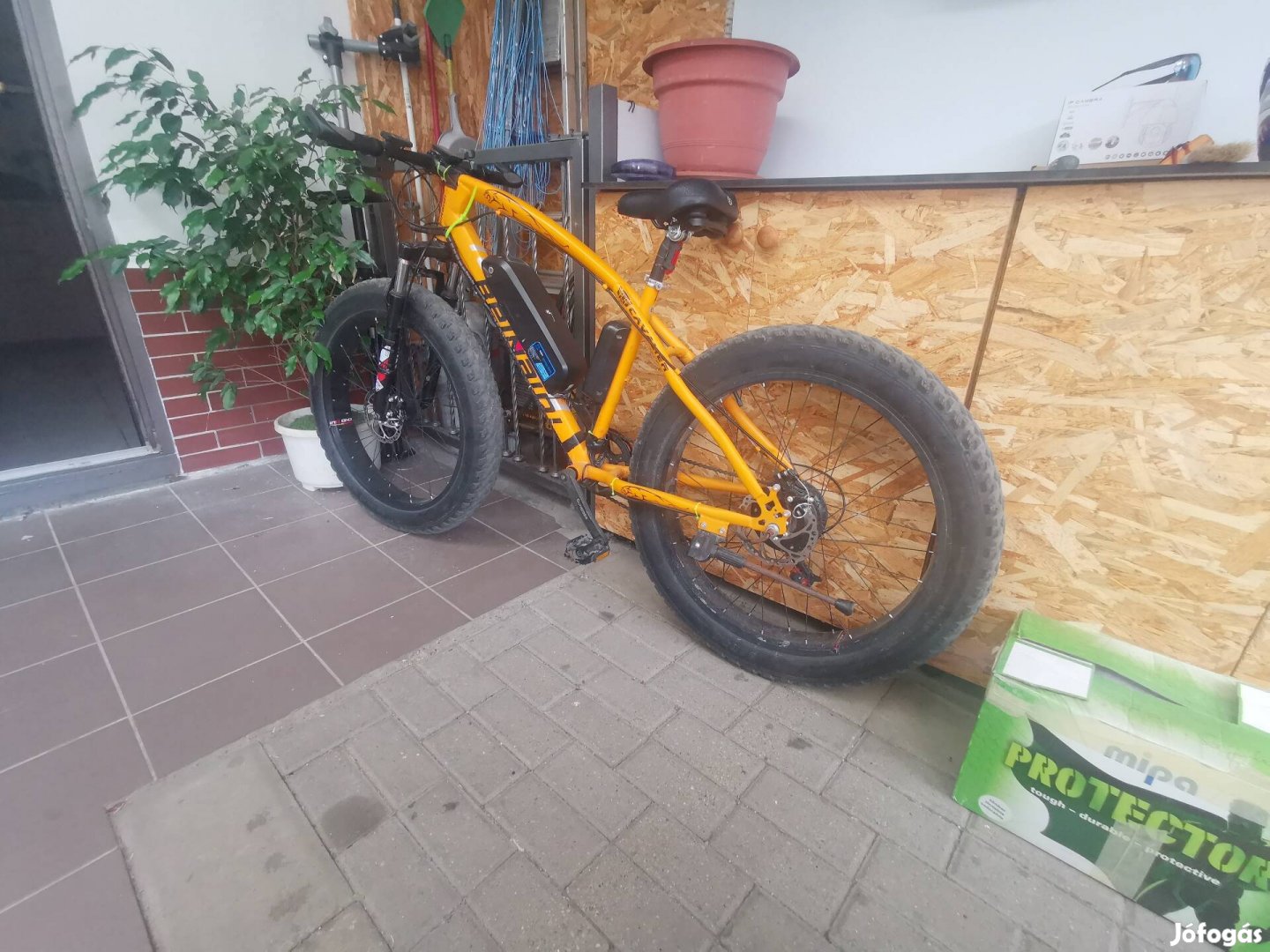 Fatbike 26os 36v 350w?