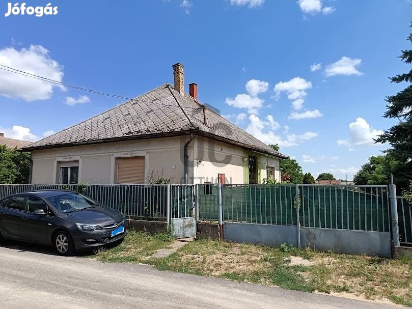 Fedezze fel álmai otthonát Györkönyben 4 szobás ház várja