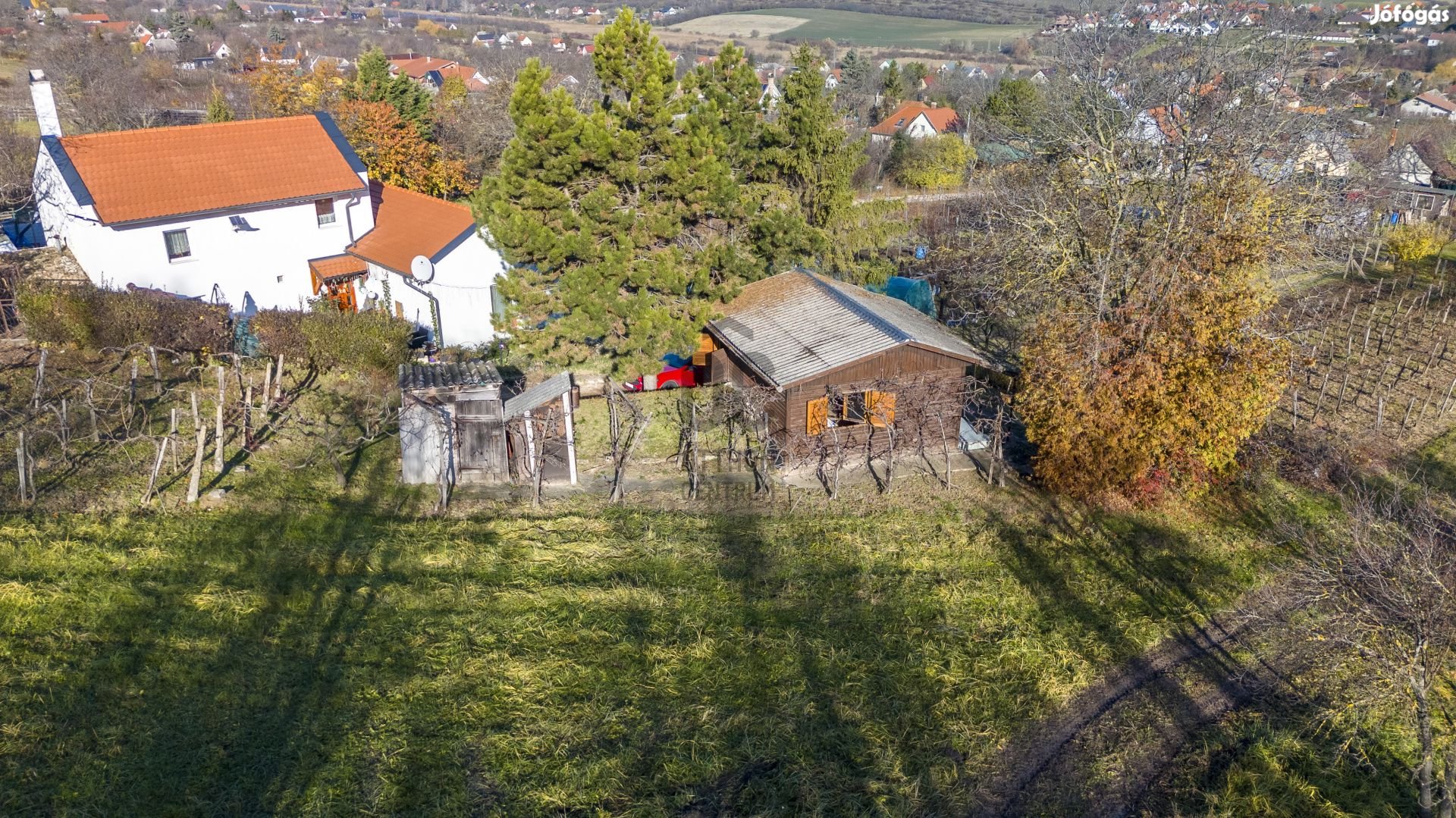 Fedezze fel álmai telkét présházzal Etyeken  a jövője itt kezdődik!