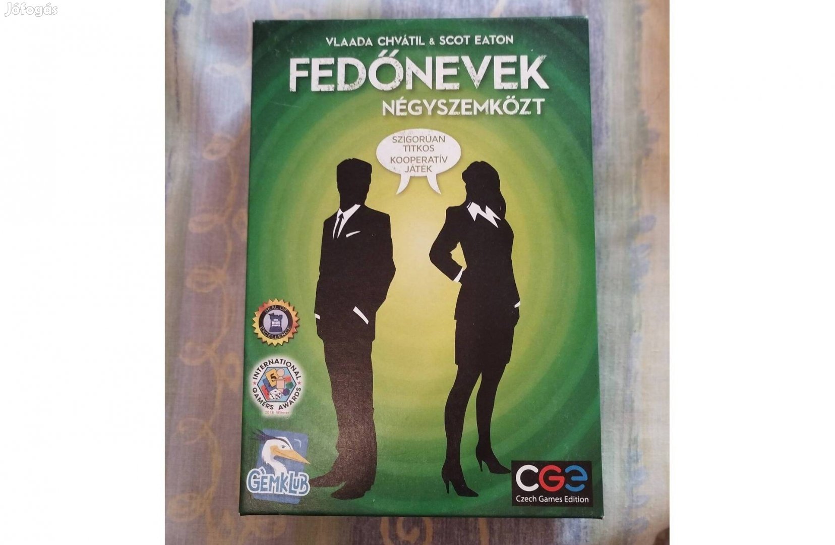 Fedőnevek - Négyszemközt