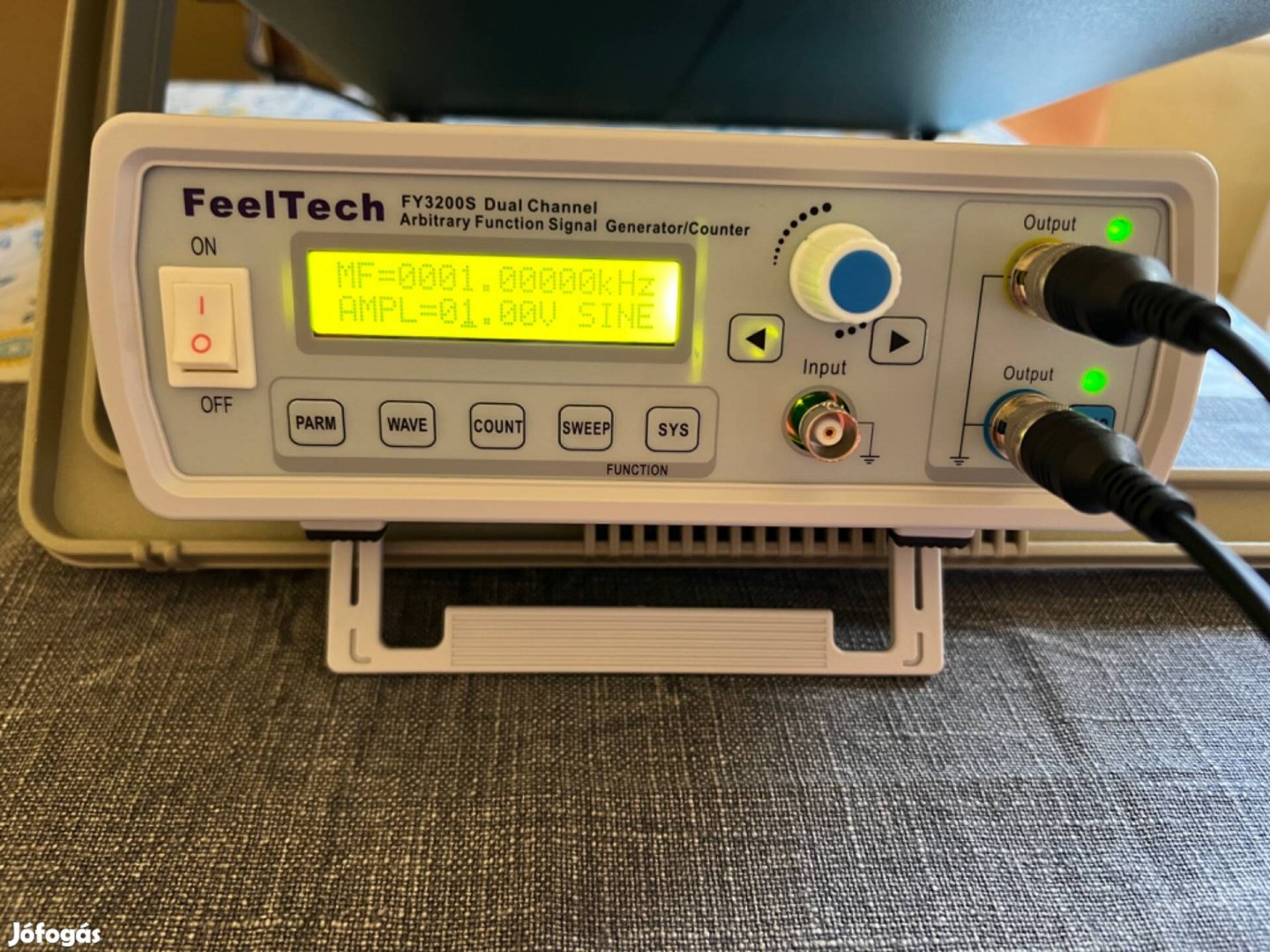 Feeltech FY3224S funkció generátor új, újszerű, Model:FY3200S-24MHz