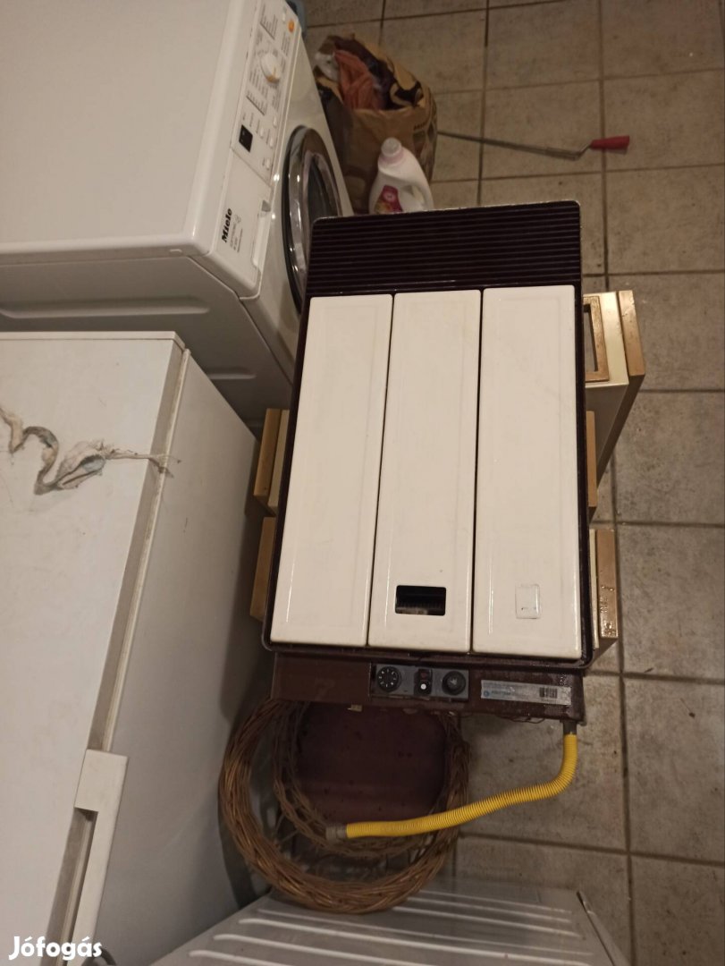 Fég Fk25 fali kéményes konvektor