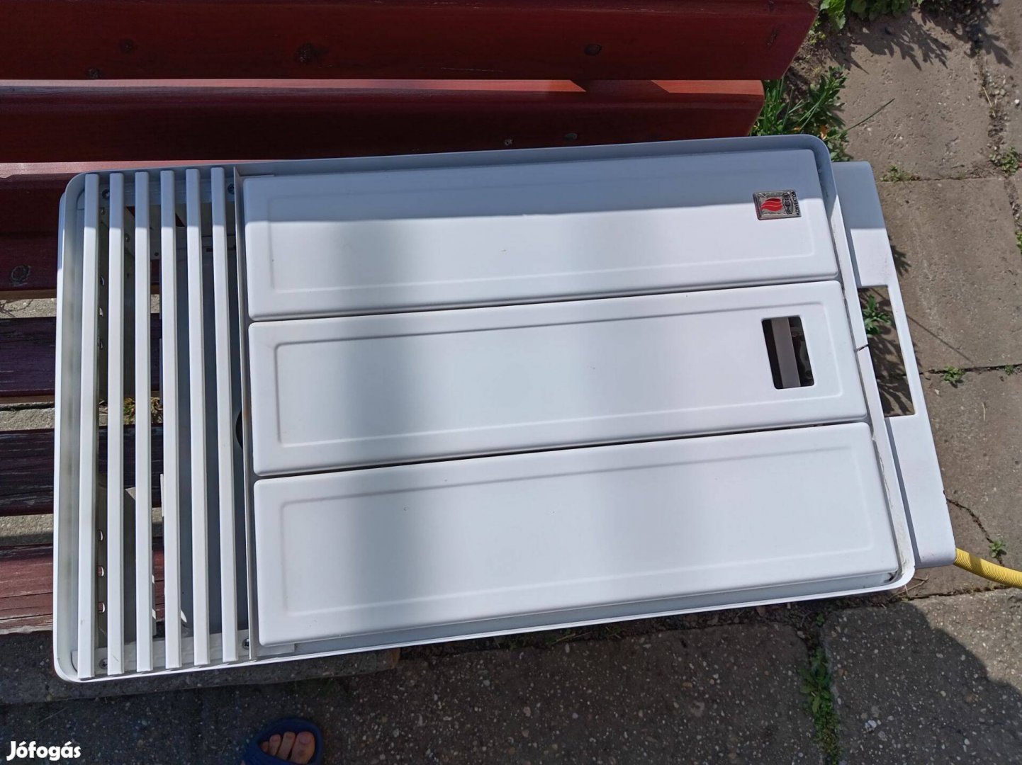 Fég Gázkonvektor hozzátartozó fűtéscsövek eladó 2 éves, jó