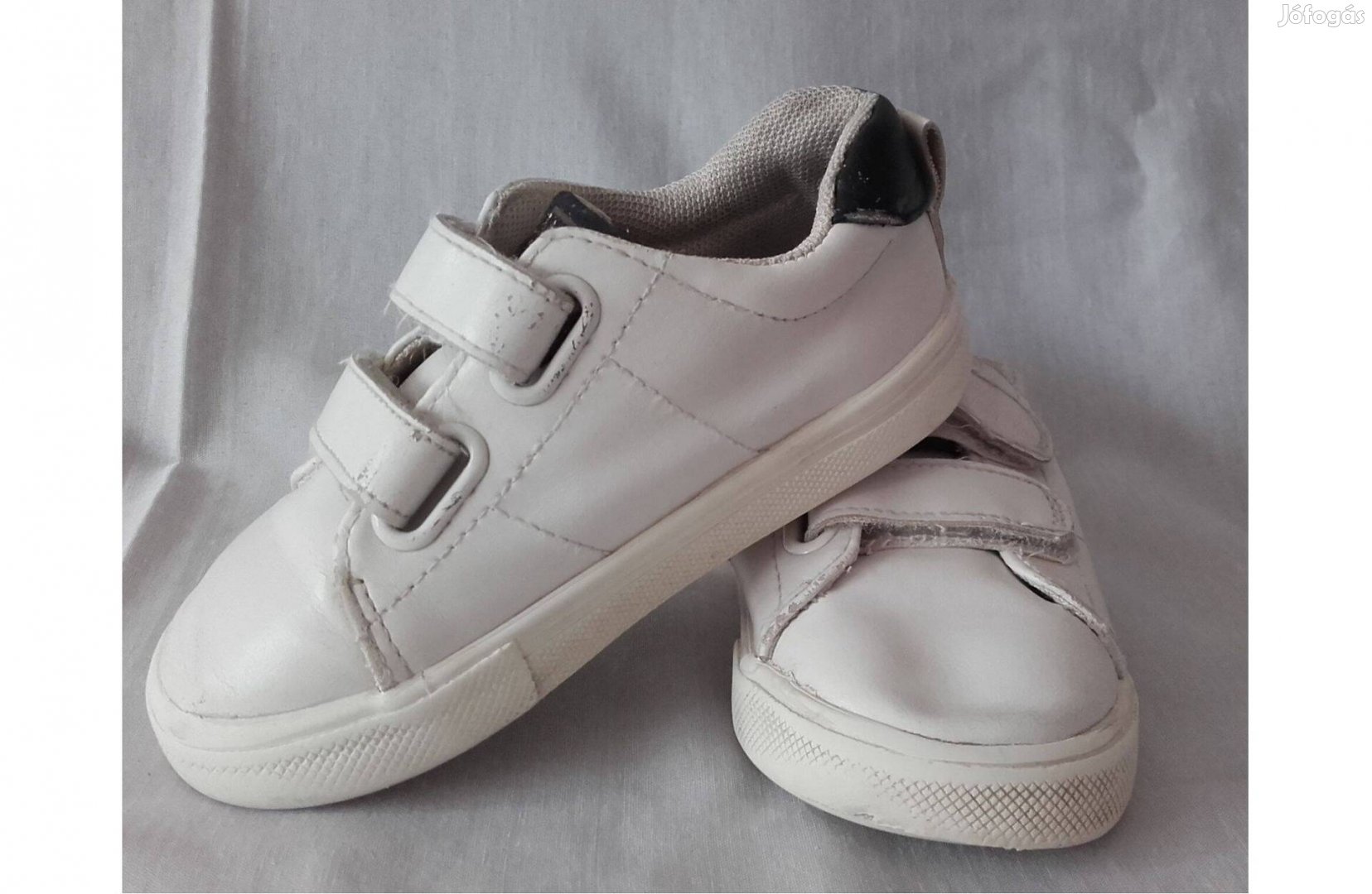 Fehér 23-as cipő, H&M-es, bth:14 cm